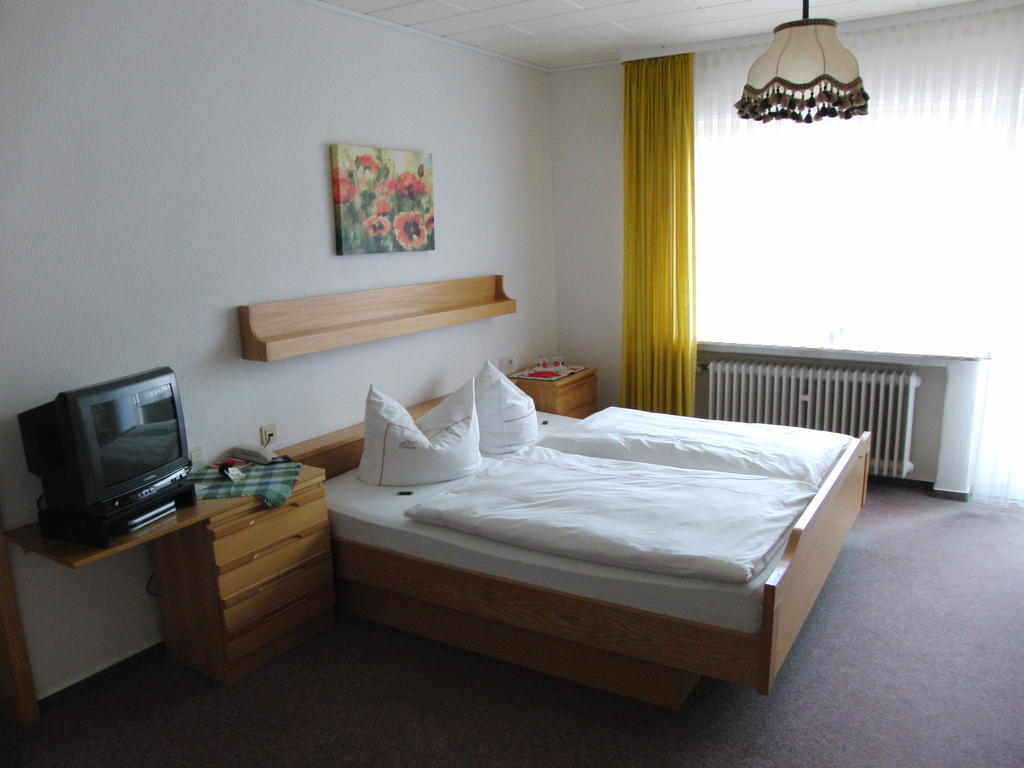 Hotel Olympia Bad Orb Quarto foto